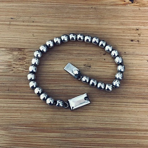 $112 Designer Estate Sterling Silver Bead Bracelet  Marked TV-25 MEXICO 925 - Picture 3 of 6
